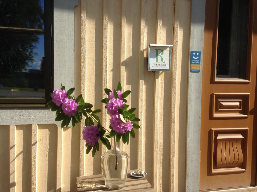 Runnvikens Pensionat Tystberga Exterior photo